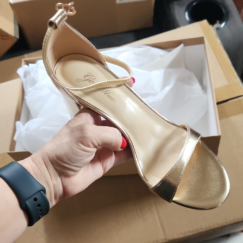 Genshuo Gold Strappy Heels